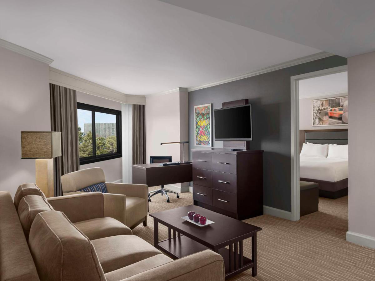 Doubletree By Hilton Fort Lee/George Washington Bridge Buitenkant foto