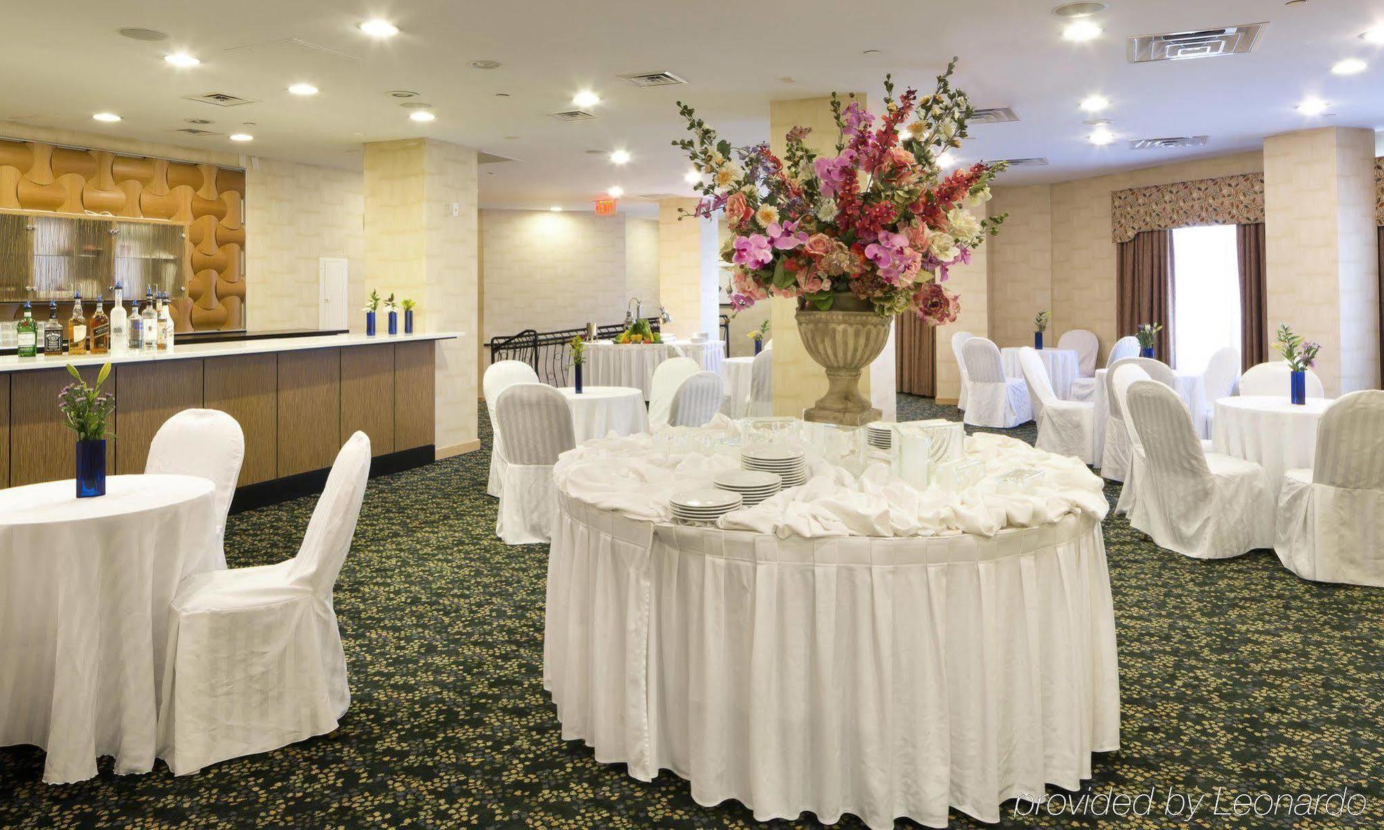 Doubletree By Hilton Fort Lee/George Washington Bridge Buitenkant foto