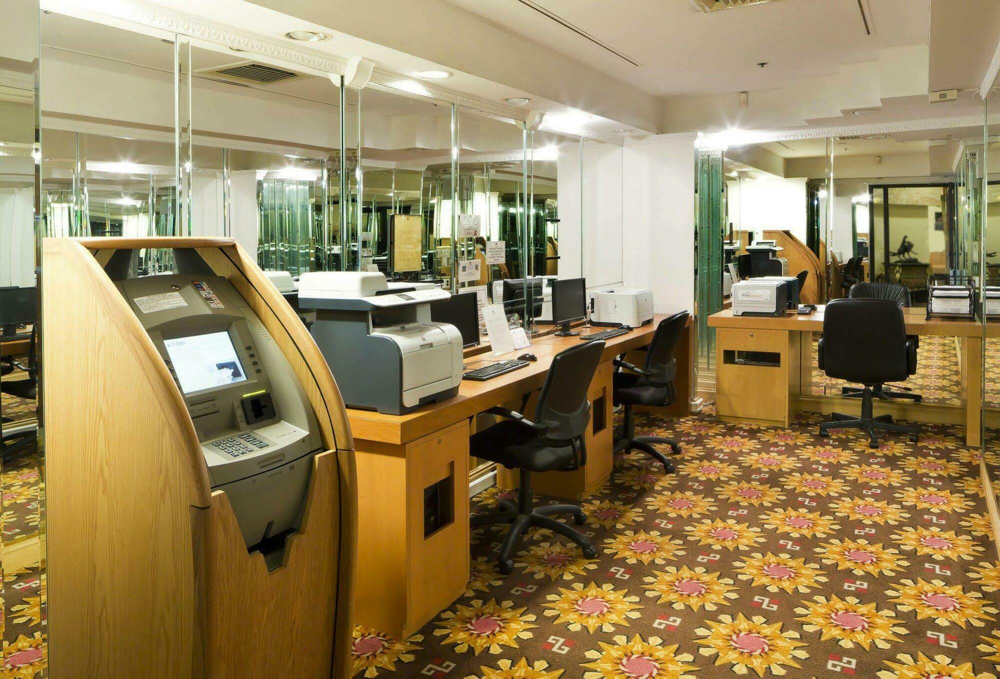 Doubletree By Hilton Fort Lee/George Washington Bridge Buitenkant foto